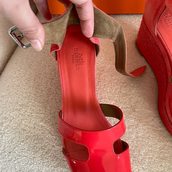 Hermès pink patent leather women’s sandals size 37 - Picture 4 of 5